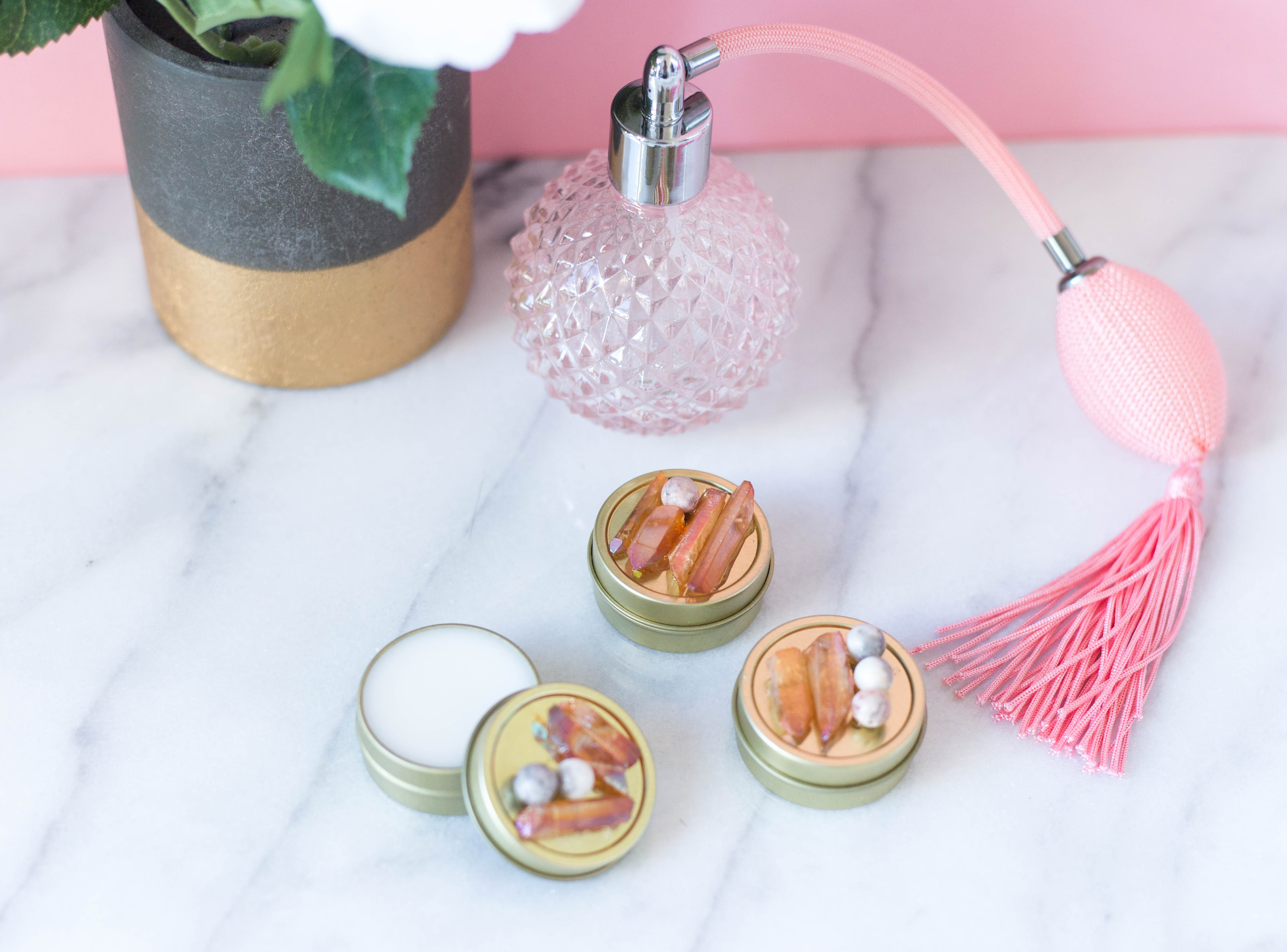 DIY Lip Balm- click through for the full tutorial! 