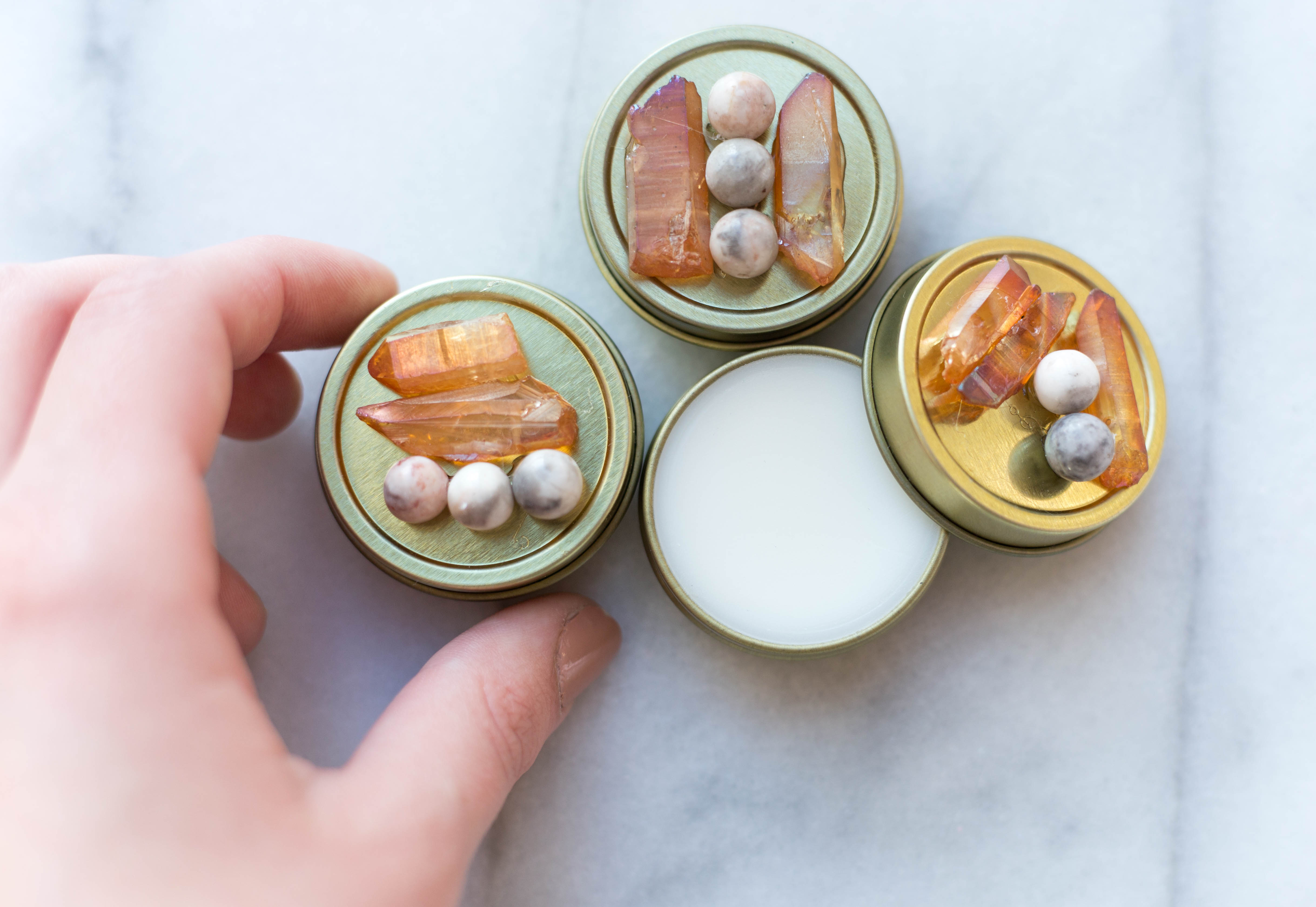 DIY Lip Balm- click through for the full tutorial! 