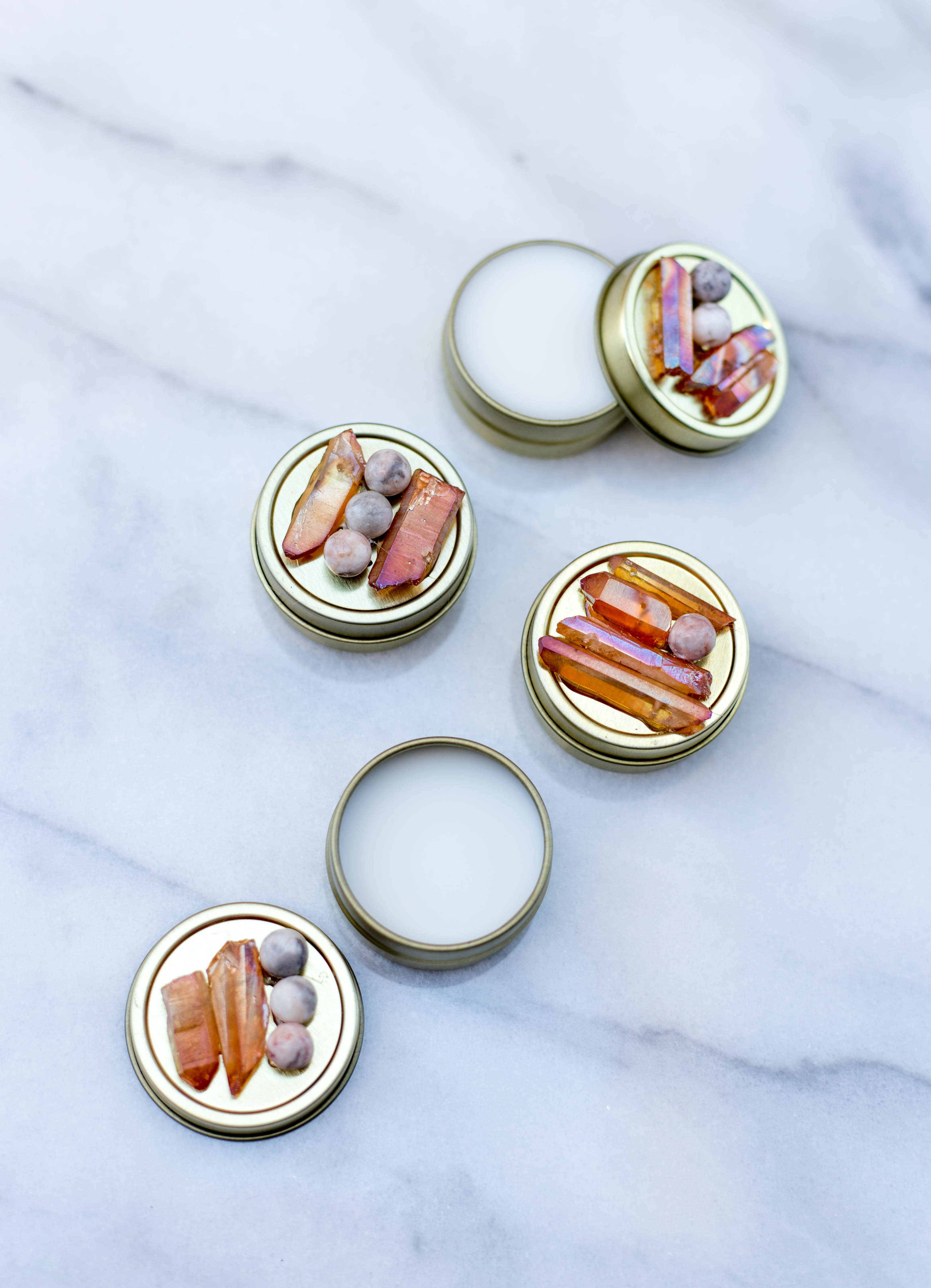 DIY Lip Balm- click through for the full tutorial! 