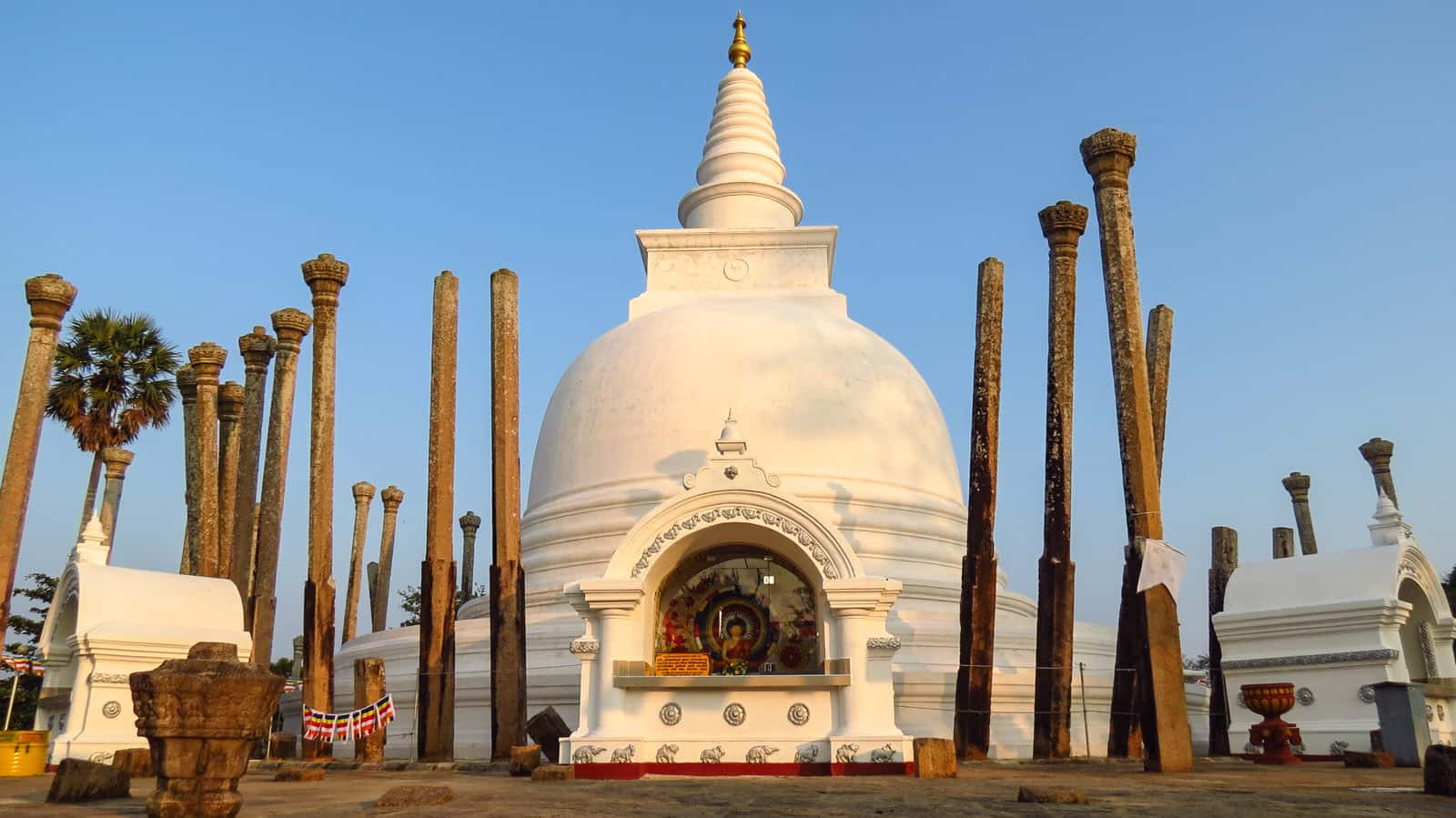 Buddhist Architecture: A Spiritual Journey Through Stupas, Temples, and ...