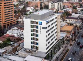 ibis budget Santiago Providencia，位于圣地亚哥普罗维登西亚的酒店