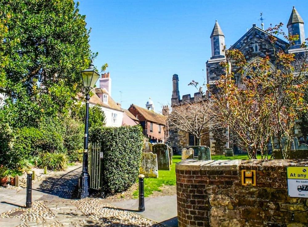 Outside at Appletree Cottage in Peasmarsh, East Sussex