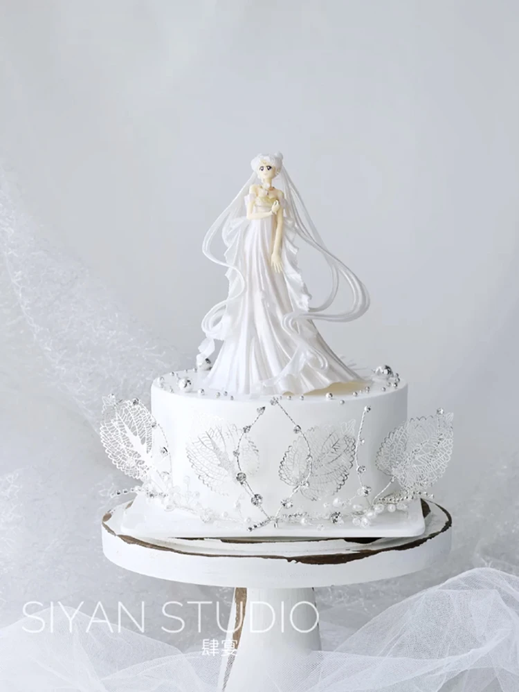 Vestido de novia de Anime Moon Cake Topper, colección de muñecas de Pvc,  adorno de juguete, regalo de recuerdo de niña hermosa, postre de  cumpleaños, suministros para hornear| | - AliExpress