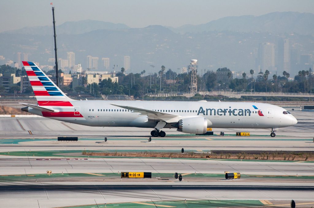 American Airlines 787-9 Dreamliner at LAX