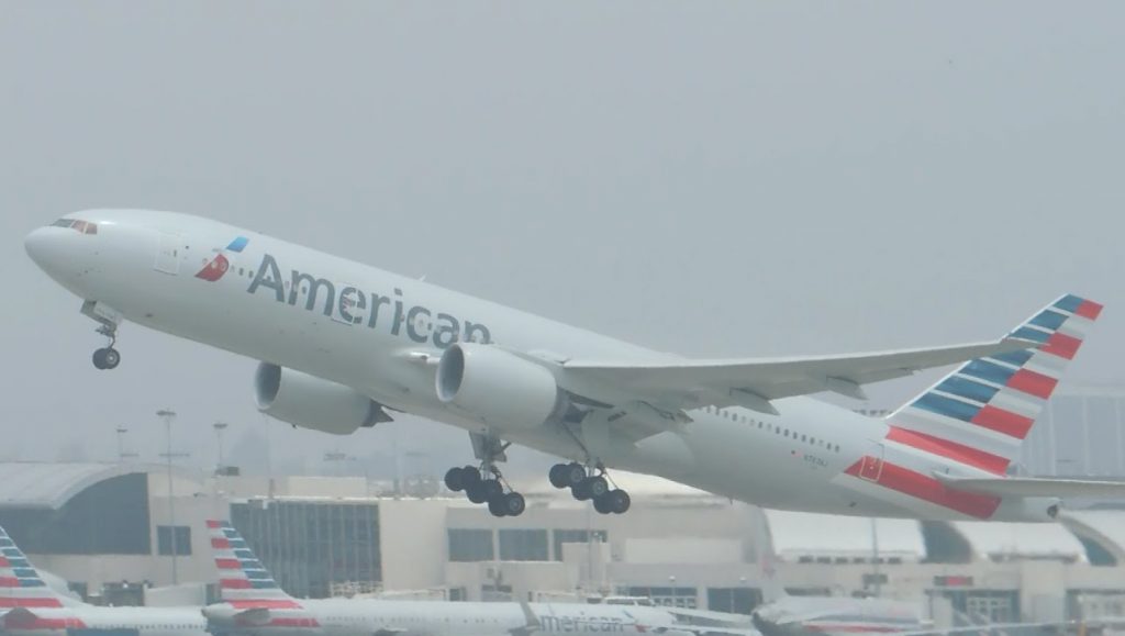 American Airlines Boeing 777-200ER [N767AJ] takeoff from LAX