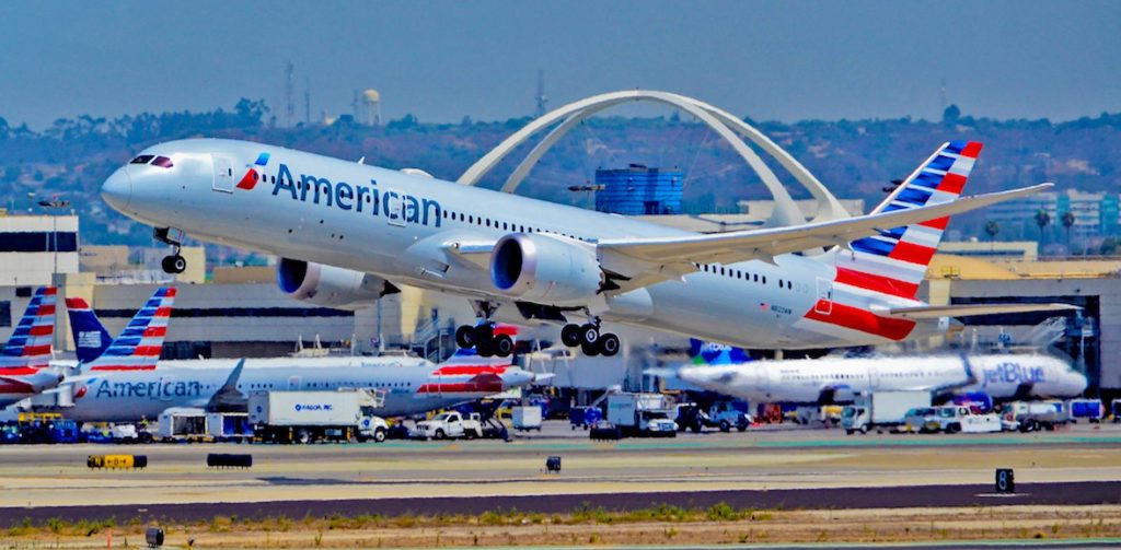 American Airlines Boeing 787-9 takes off from Los Angeles International Airport