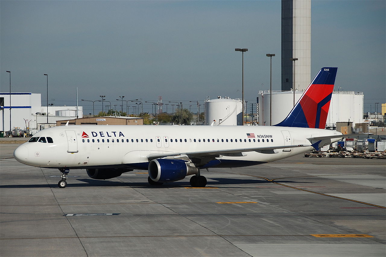 Delta Air Lines Airbus A320-212 N365NW at Salt Lake City International Airport (SLC)