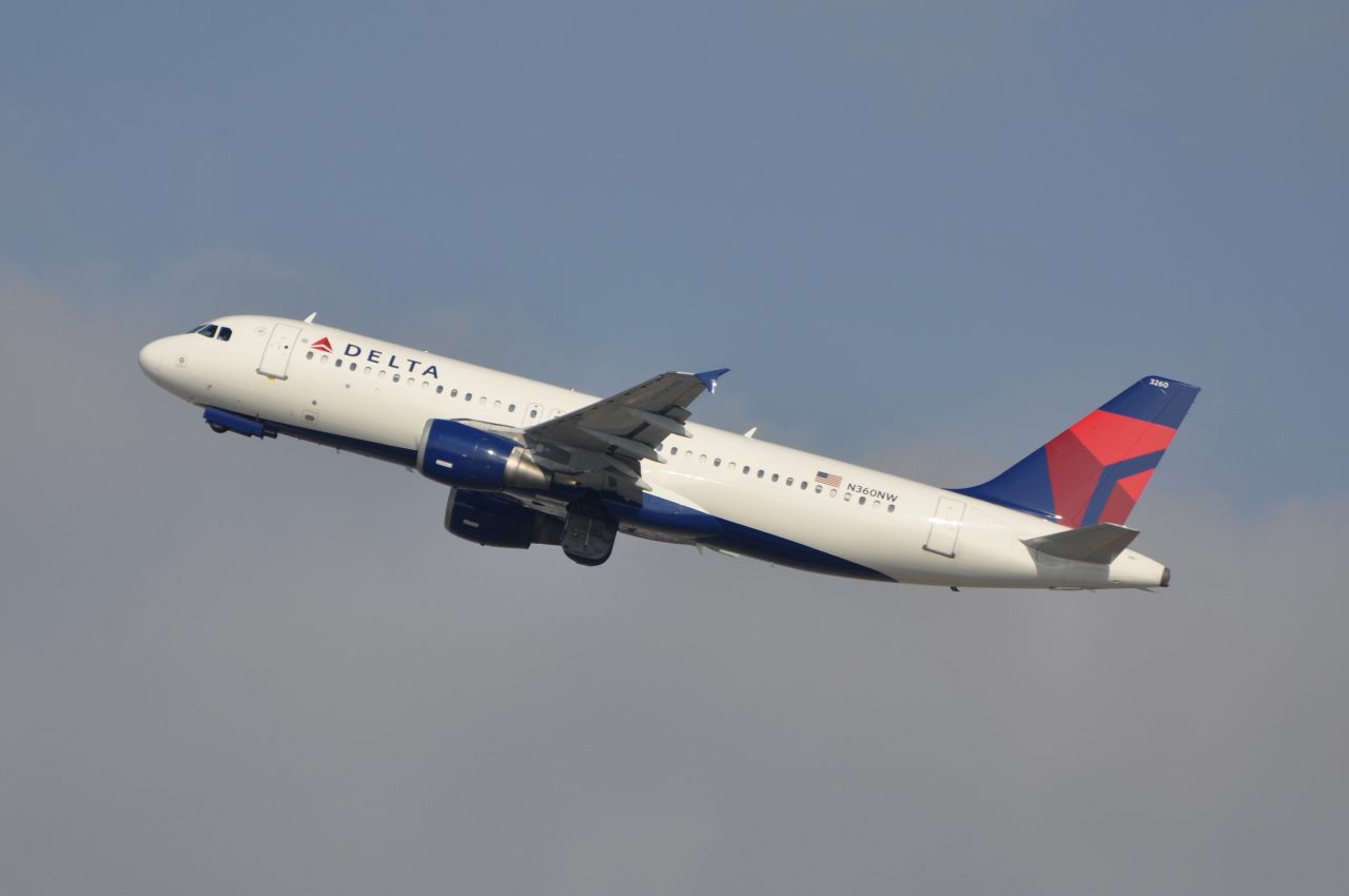 Delta Airlines Fleet Airbus A320-200 N360NW Climbing after Take off