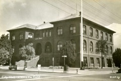 City_Hall_Alameda_California_R187