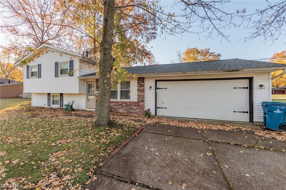 33974 Gail Dr, North Ridgeville, OH 44039 | realtor.com®