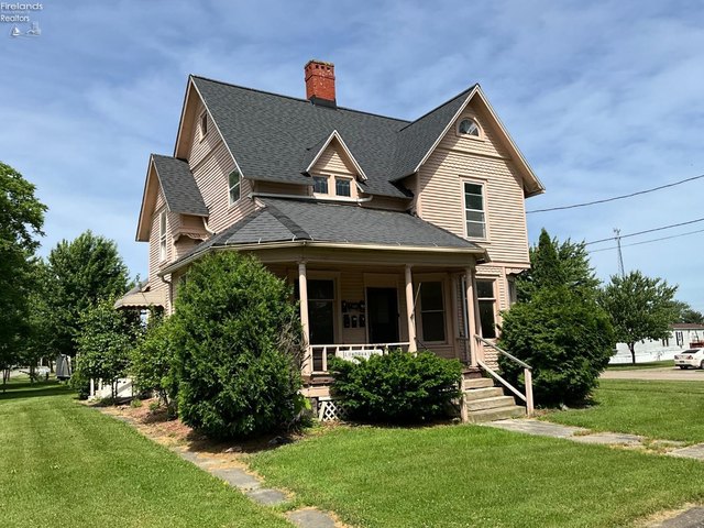 153 N Main St, New London, OH 44851 | realtor.com®