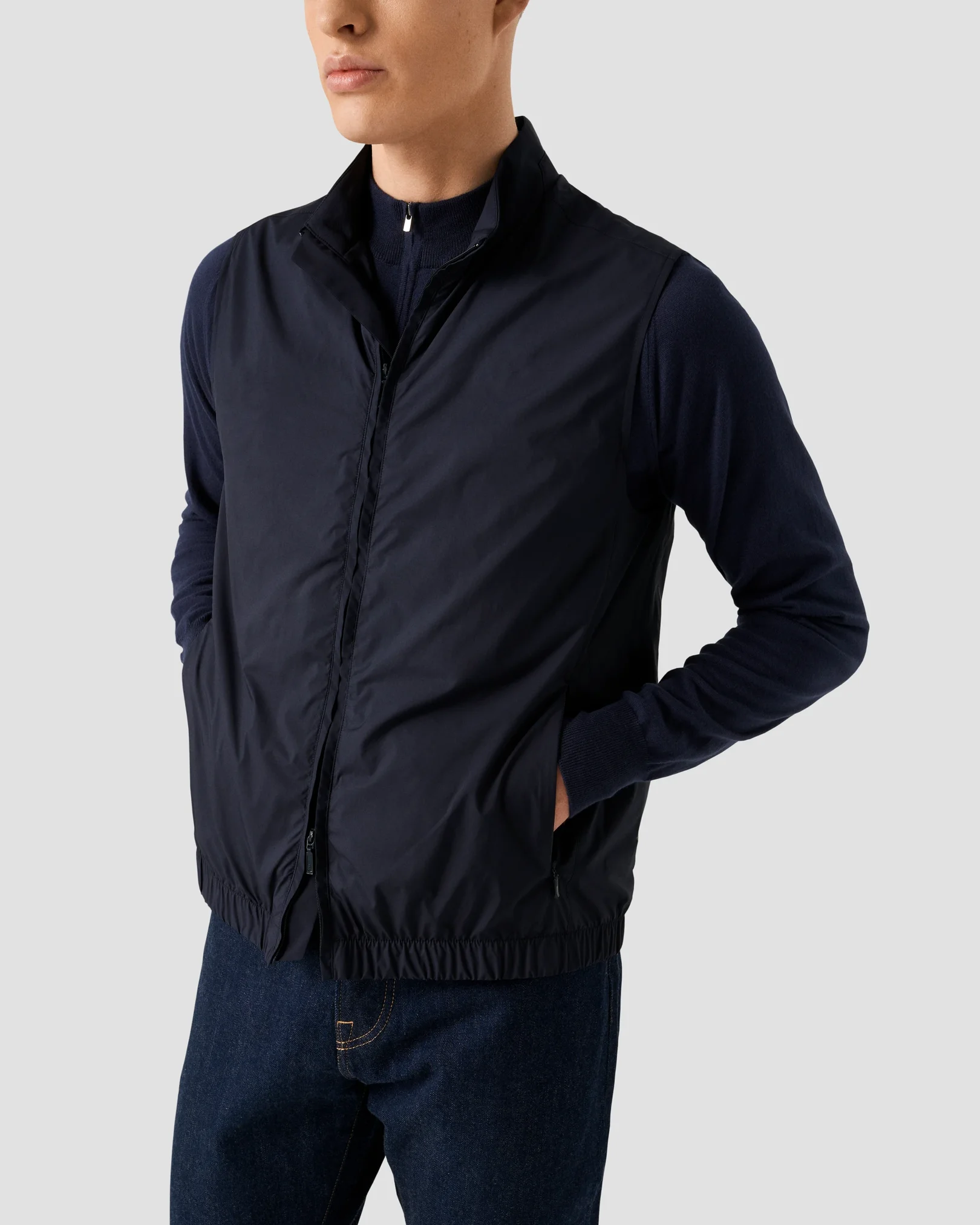 Eton - Solid Wind Vest with elastic hem