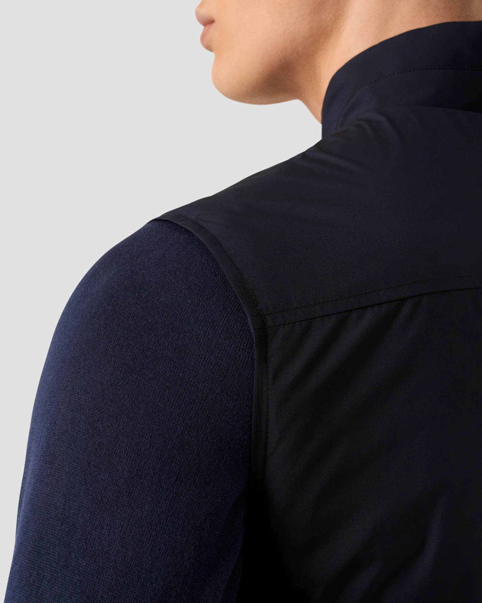 Eton - Solid Wind Vest with elastic hem