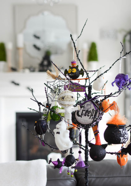 Halloween decorating tree