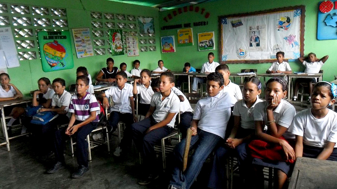 Por qué la escuela tradicional es un fracaso en todo el mundo - Infobae