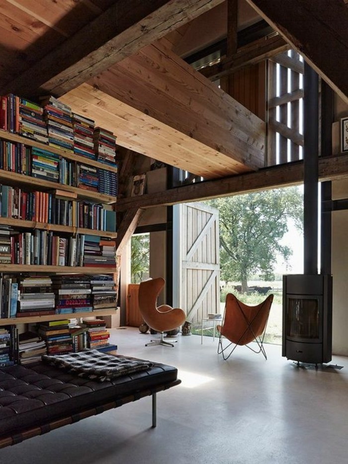 meuble-etagere-maison-style-chalet-grande-fenetre