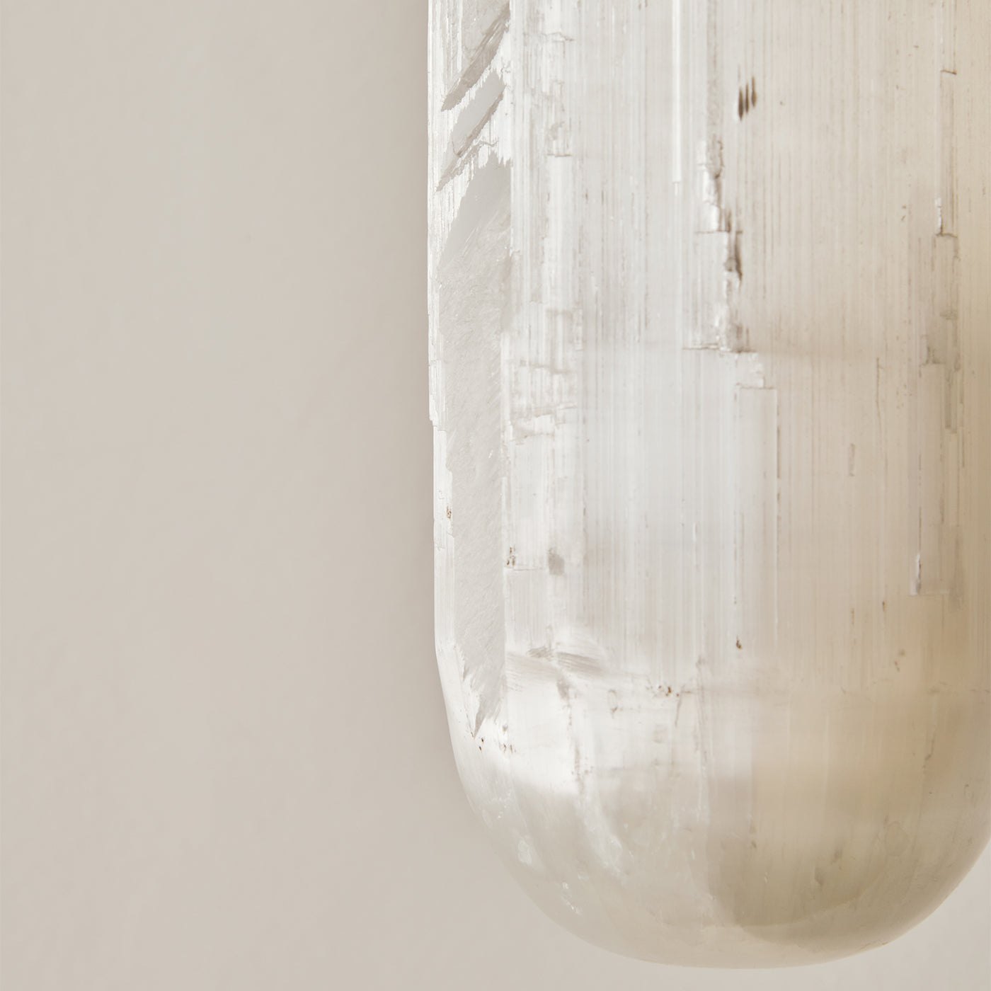 "Selene Maxi" Pendant Lamp in Bronze and Selenite - Alternative view 2