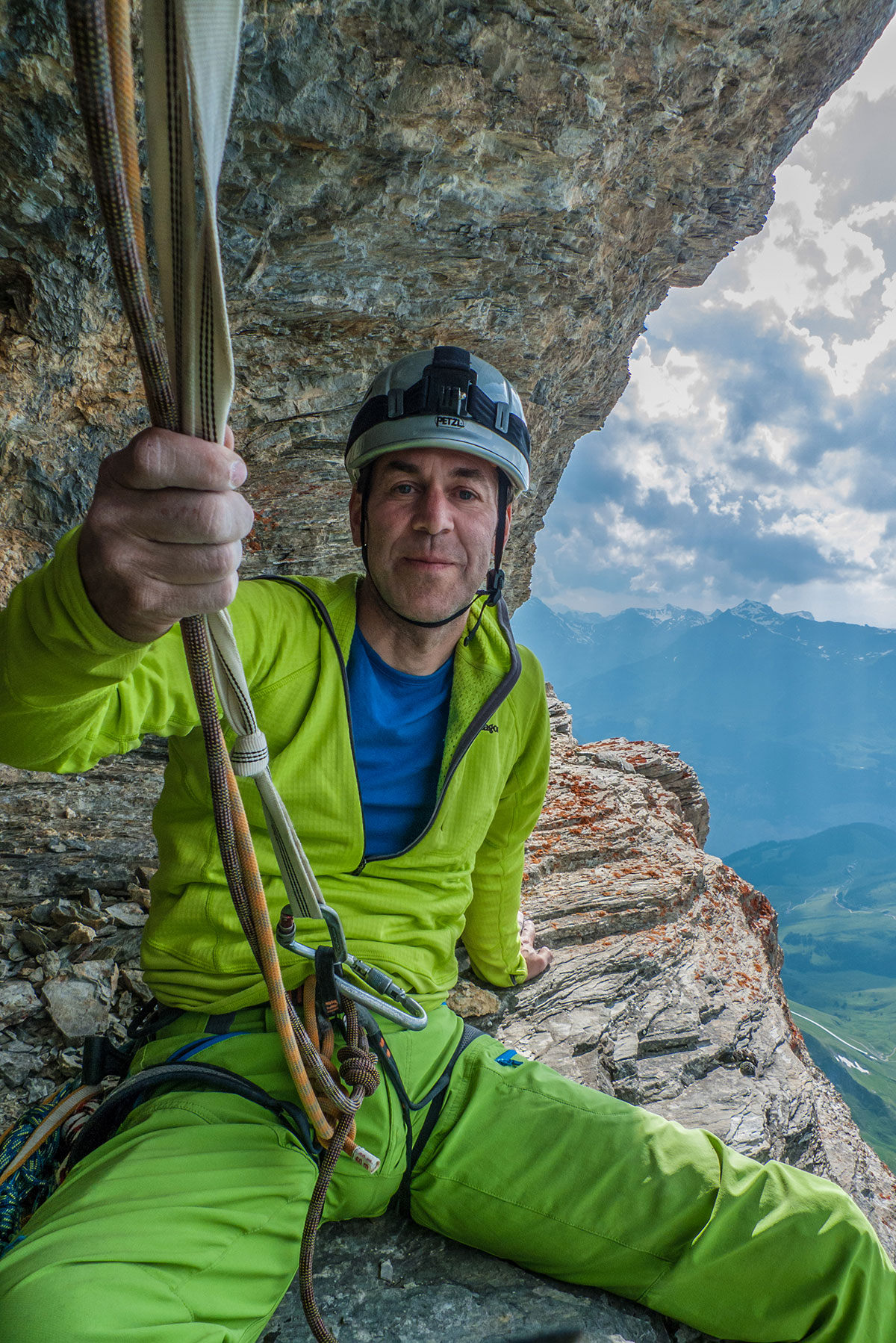 Mathias Weck - resting at Eiger - Genfer Pfeiler - 