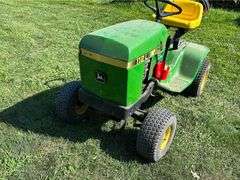 John Deere 112