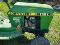 John Deere 112