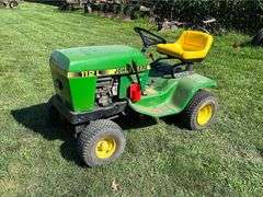 John Deere 112