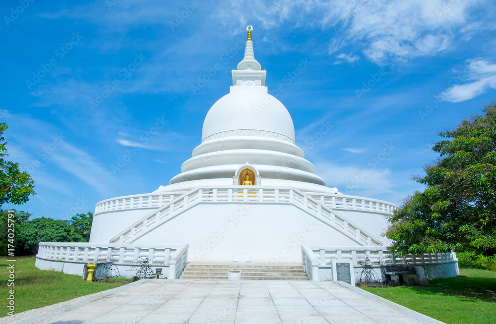 Japanese Peace Pagoda In Rumassala, Sri Lanka. The Japanese Peace Pagoda Near Unawatuna Is A Beautiful Shrine With Amazing Views Across Indian Ocean And Galle Dutch Fort