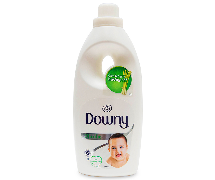 Downy sensitive 800ml x 12 bottle