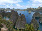 Pulua-Wayag-Raja-Ampat.jpg