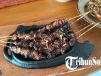 Sate-kambing-Balibul-Hotplate-di-warung-sate-Pak-Gianto-Teras.jpg