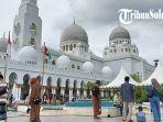 Suasana-salah-satu-ikon-wisata-baru-di-Solo-Masjid-Raya-Sheikh-Zayed-Kamis-1142024.jpg