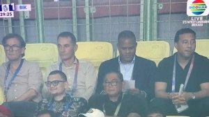 Patrick-Kluivert-Nonton-Persija-Vs-PSBS.jpg