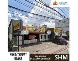 Dijual Ruko Strategis, Luas 120m2, Dekat Gembira Loka Zoo, SHM, Tepi Jalan Gedong Kuning, Banguntapan - Yogyakarta