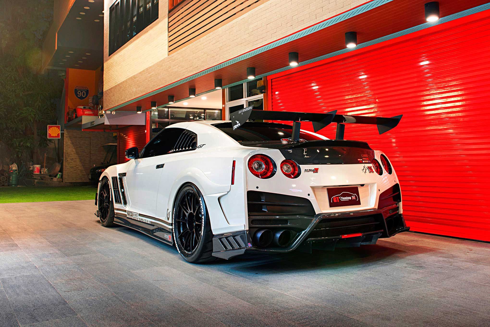 Modifikasi Nissan GTR R35 Sosok Monster 1600 whp Tercepat di Asia ...