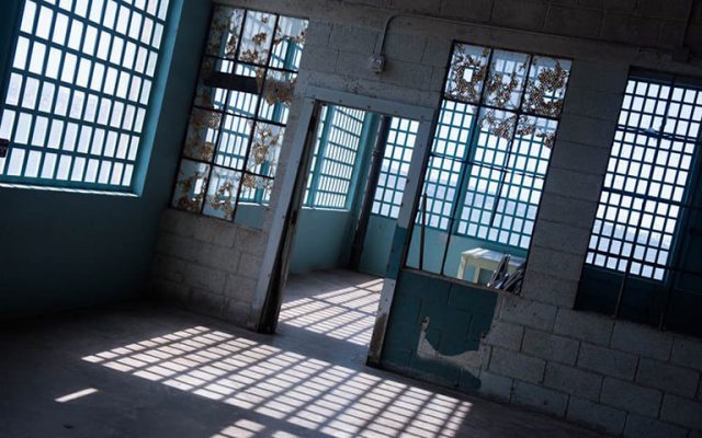 Experience The Many Moods Of Alcatraz Island - City Experiences™ image.