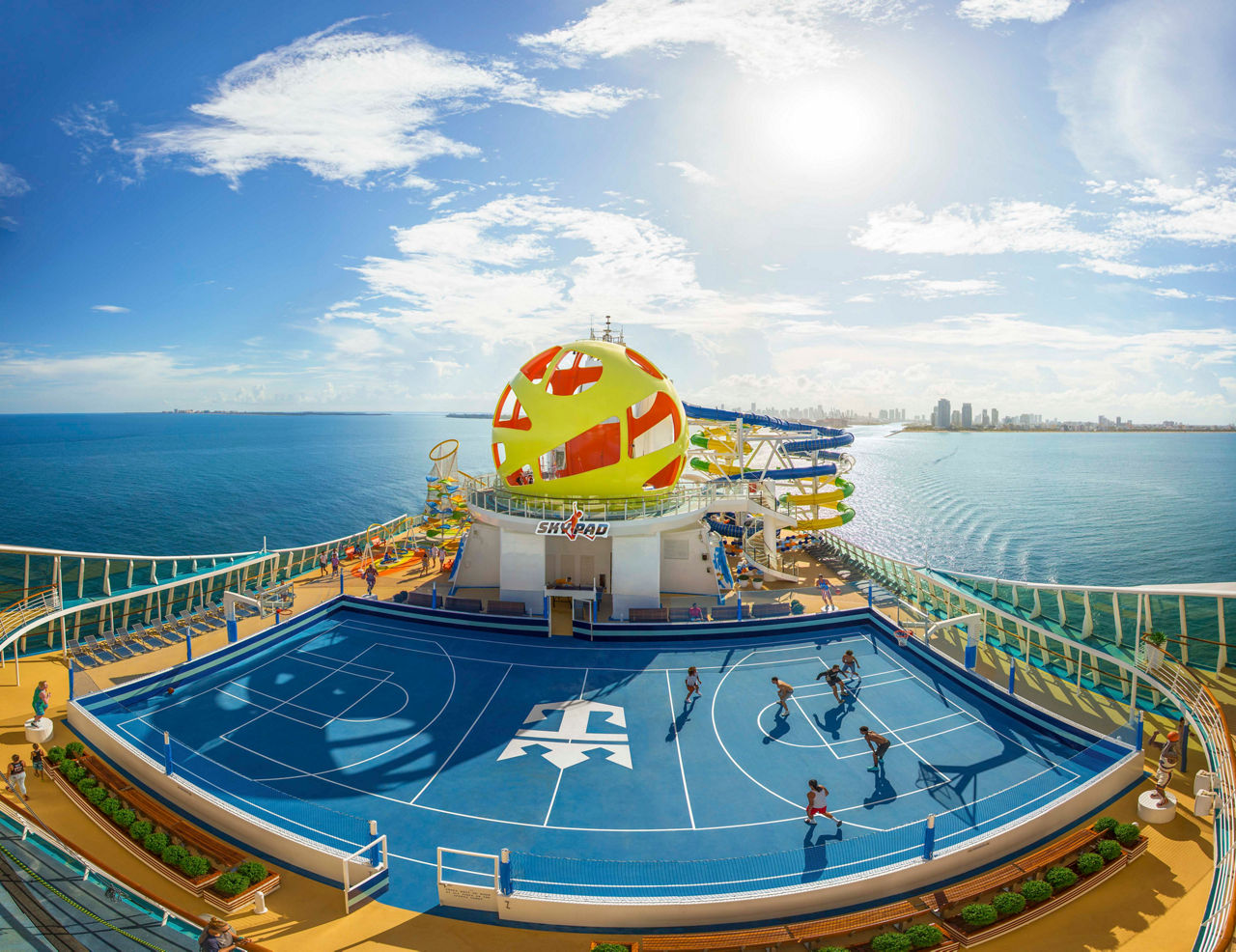 Mariner of the Seas, Basketball Court