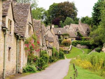 Village of Bibury (United Kingdom) puzzle online from photo