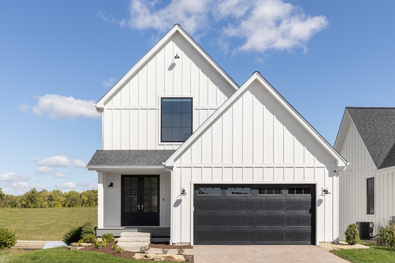 Everything You Should Know About Board & Batten Siding | Fixr