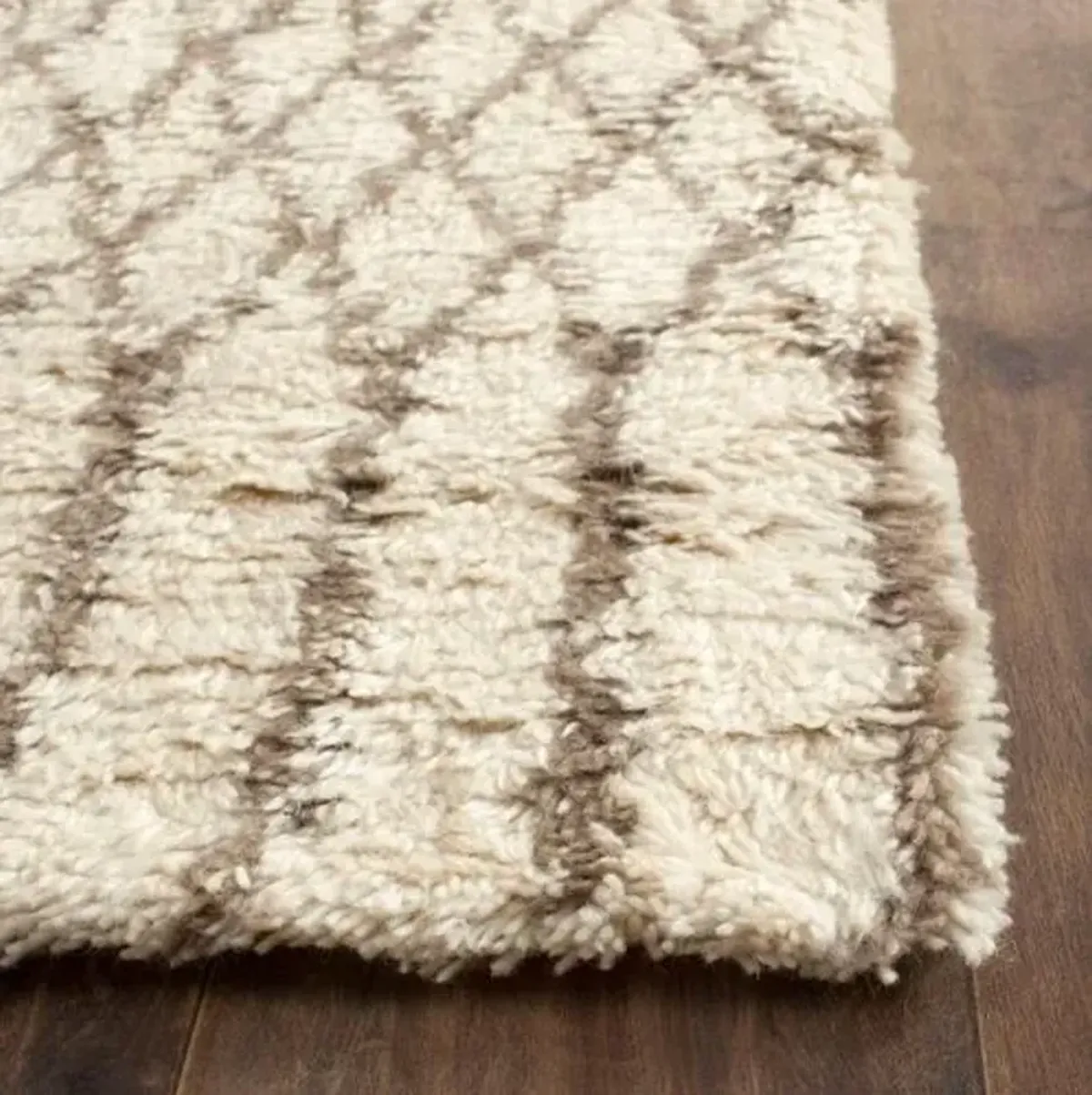 Amara Rug - White/Gray - Ivory - Ivory