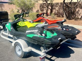 (2) SEADOO SPARK TRIXX JET SKIS w/Audio 3 seat