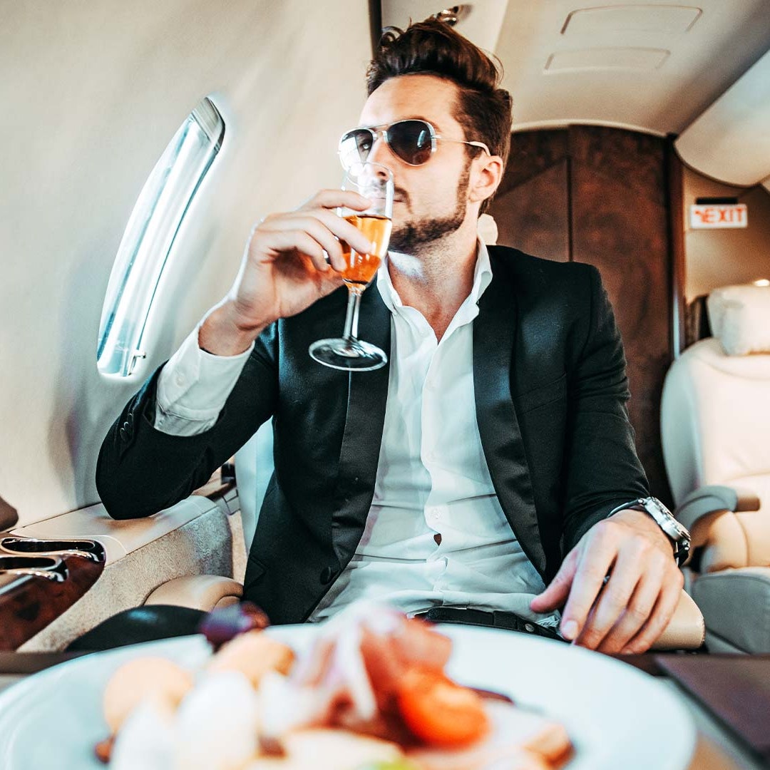 5 best first-class flights in the world with private suites, onboard Lounges, sommelier-selected wines, and other luxury amenities that redefine air travel