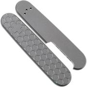 Daily Customs 91.2 Honeycomb 2D Pattern, Titanium P10011756 Victorinox guancette