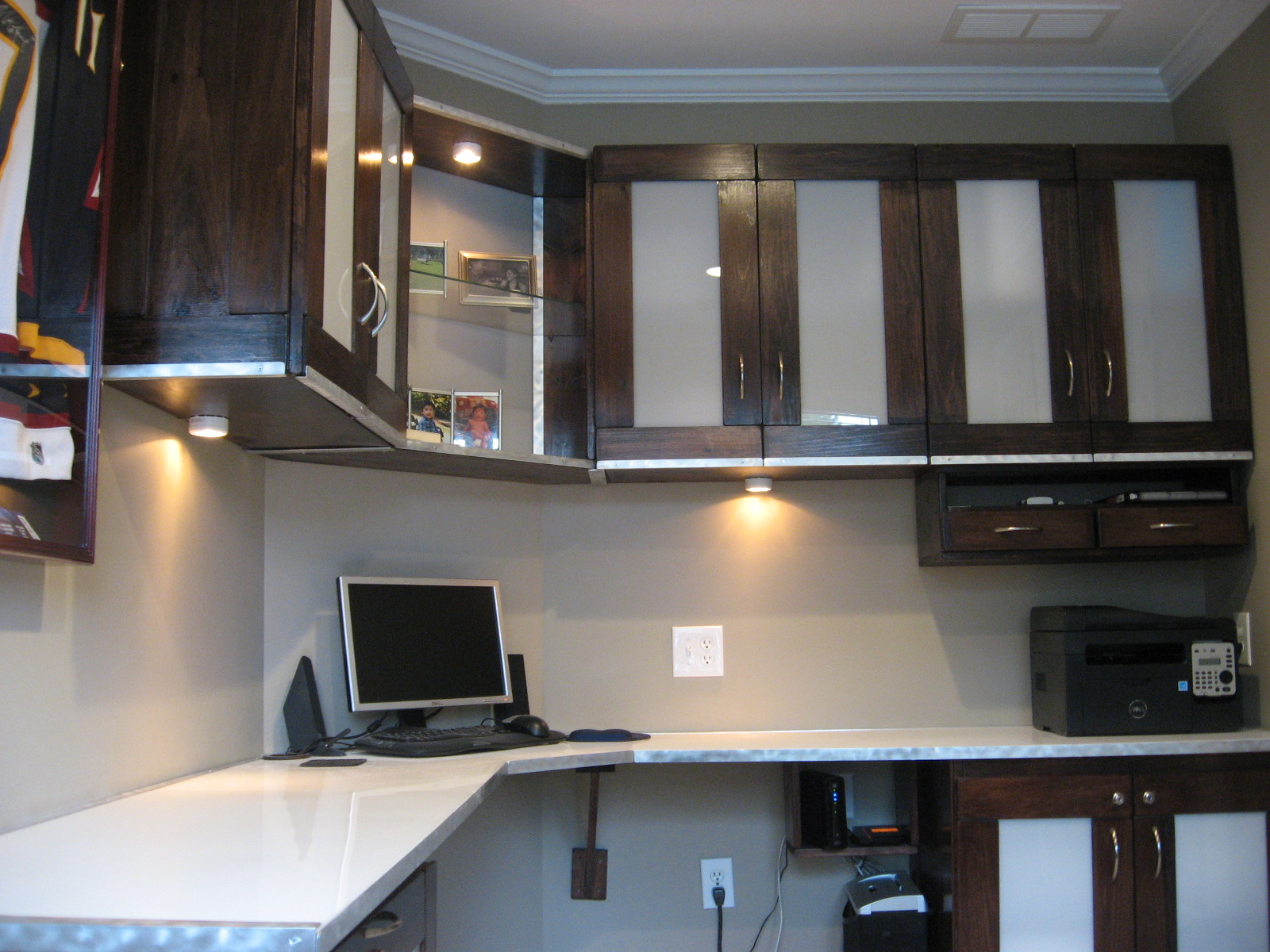 Custom Contemporary Office Desk And Shelving