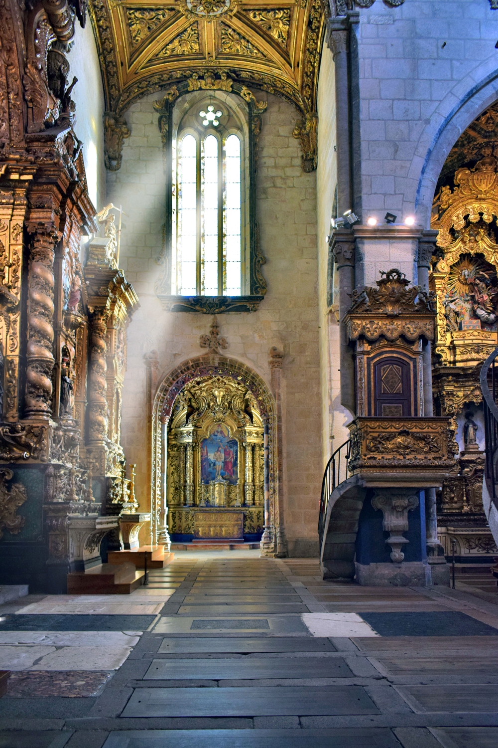 Igreja de S. Francisco do Porto - Templos Religiosos