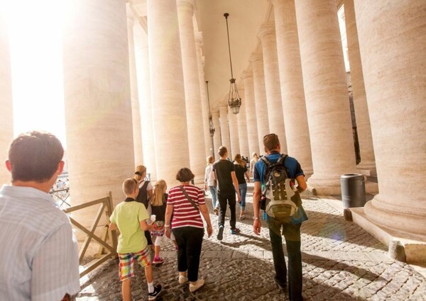 St-Peter's-Basilica-and-Cupola-Guided-Tour-with-Breakfast-image-1