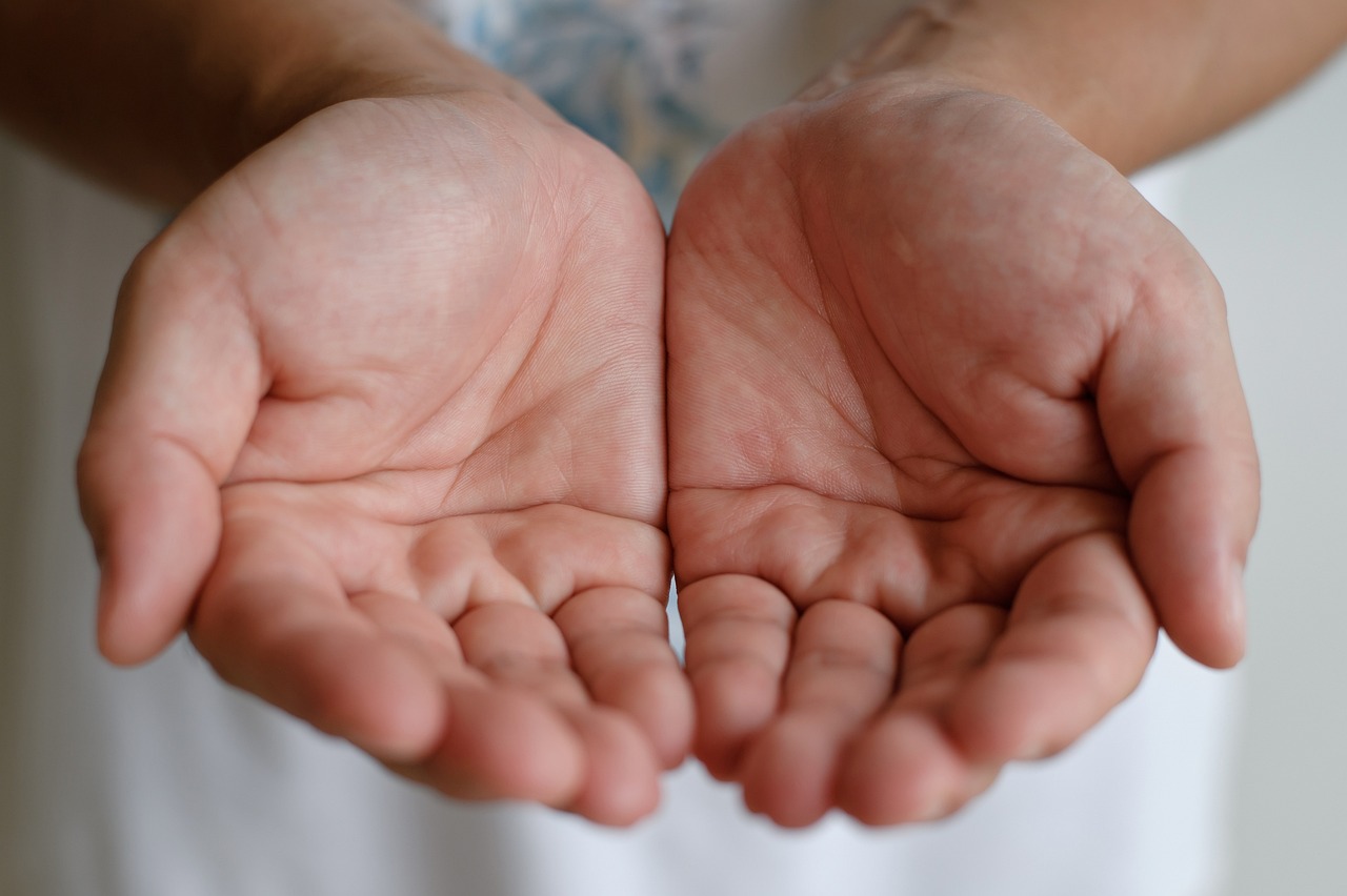 Know what does it mean to have a trident mark on your palm