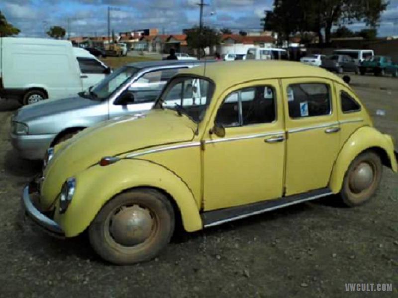 Volkswagen Beetle 4 door