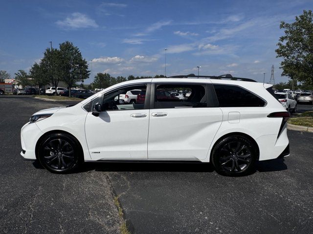 2021 Toyota Sienna XSE