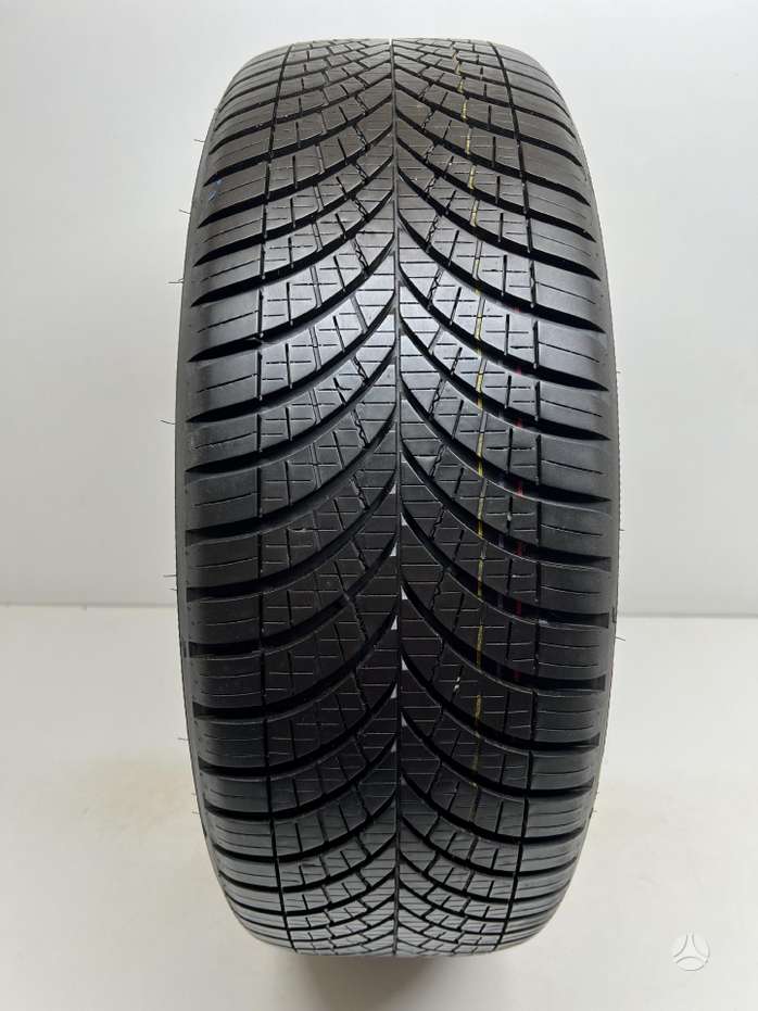 Goodyear Vector4Seasons GEN3 2023m, universalios 215/45 R20 | A25858204