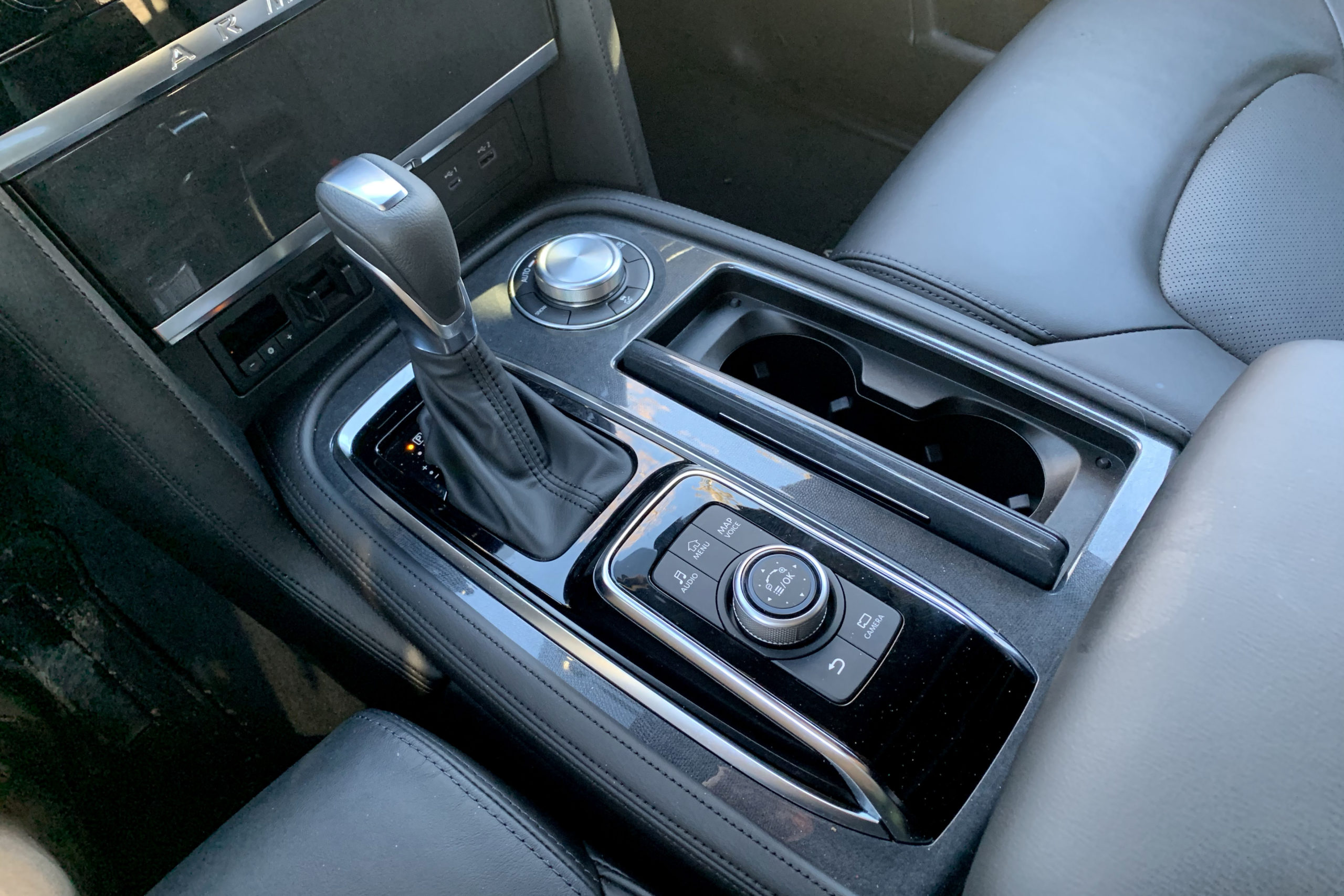 2021 Nissan Armada Midnight Edition shifter