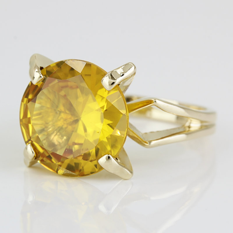 Vintage 10k Yellow Gold Citrine Gemstone Solitaire Cocktail Ring